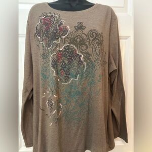 Long slv graphic tee